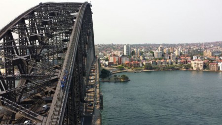 The Harbour Bridge van bovenaf...